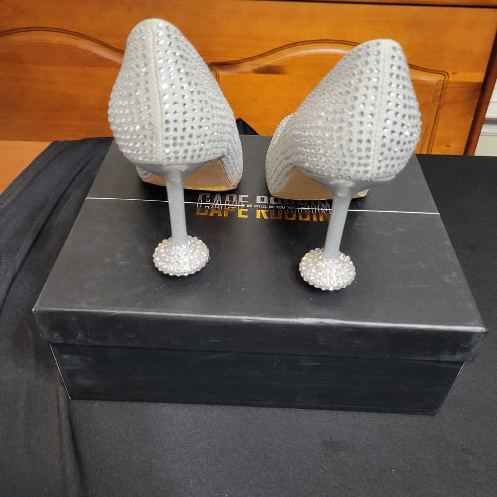 Cape Robbin Silver Crystal Embellished High Heel Pumps - Picture 5 of 5